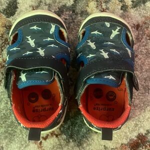 Stride Rite Surprize Memory Foam shoes